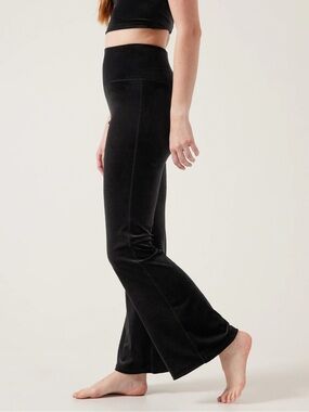 WAP113 {Athleta} "Elation Velvet Flare Pant" Black High Rise Yoga Bottom